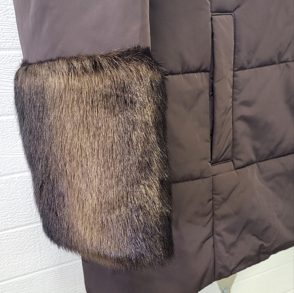 Laurier Puffer Coat with Faux Fur Detail Size 1X - Picture 13 of 14